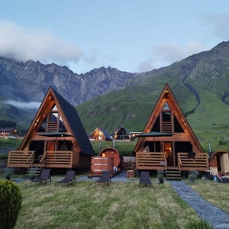 Kazbegi Spa Resort Cottages ภายนอก รูปภาพ