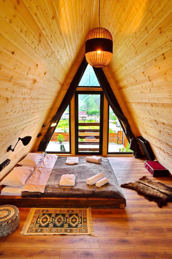 Kazbegi Spa Resort Cottages ภายนอก รูปภาพ