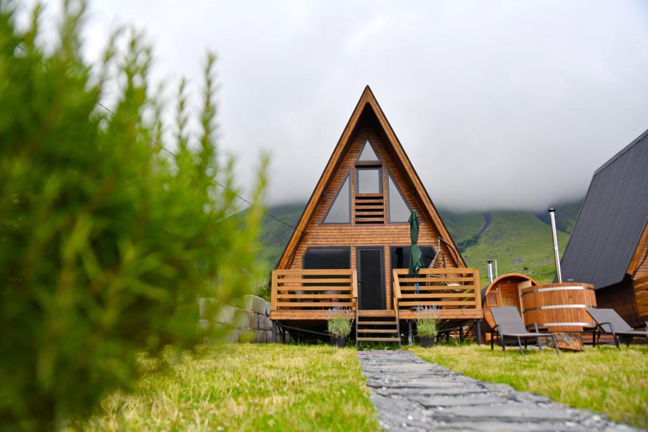 Kazbegi Spa Resort Cottages ภายนอก รูปภาพ