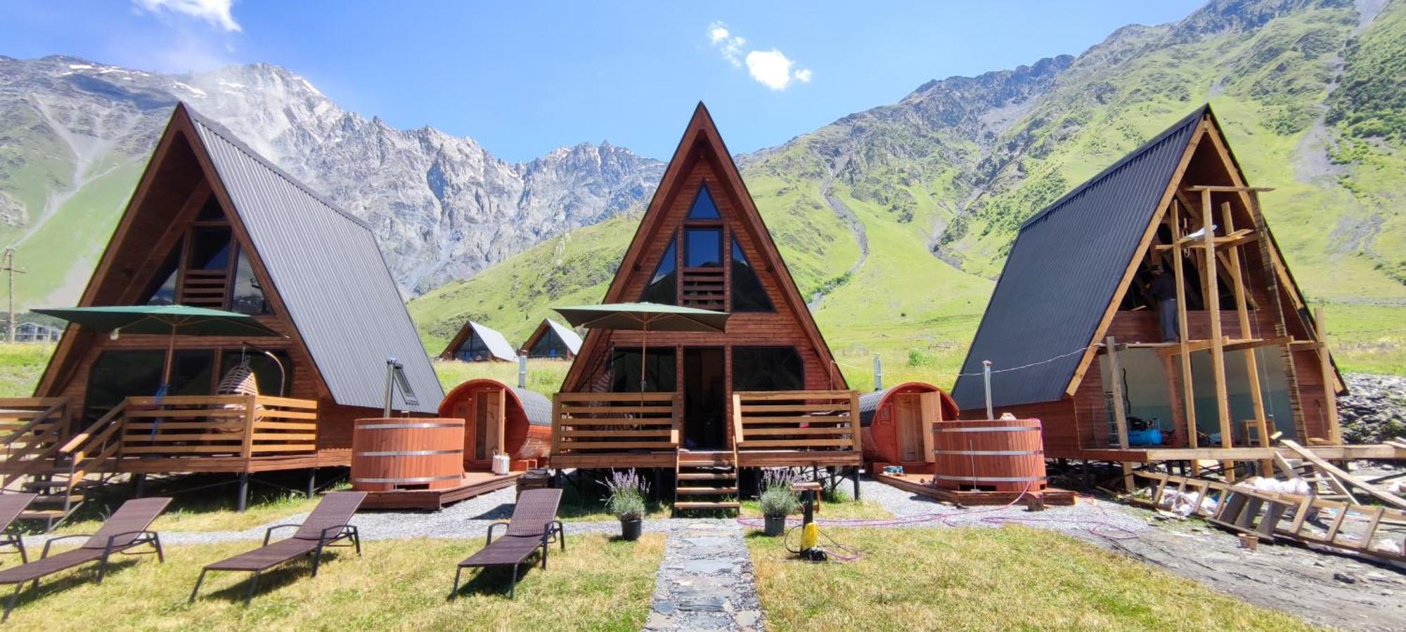 Kazbegi Spa Resort Cottages ภายนอก รูปภาพ