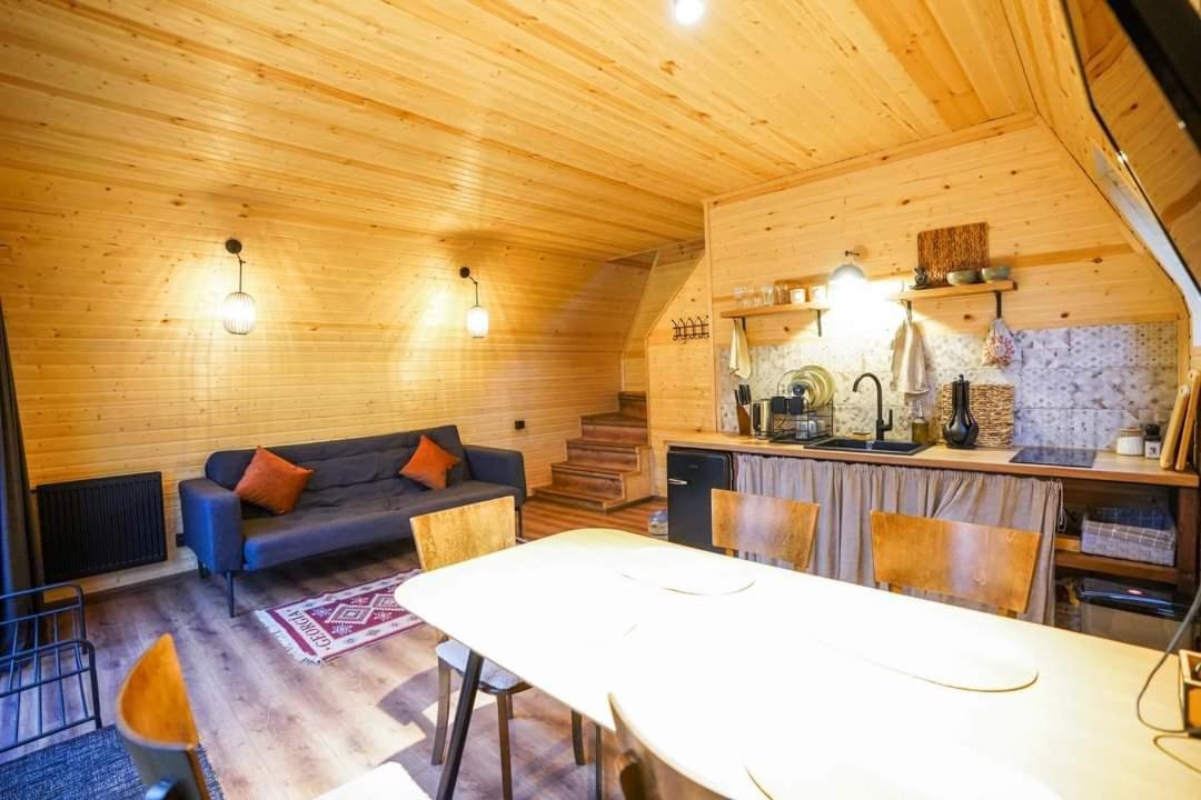 Kazbegi Spa Resort Cottages ภายนอก รูปภาพ