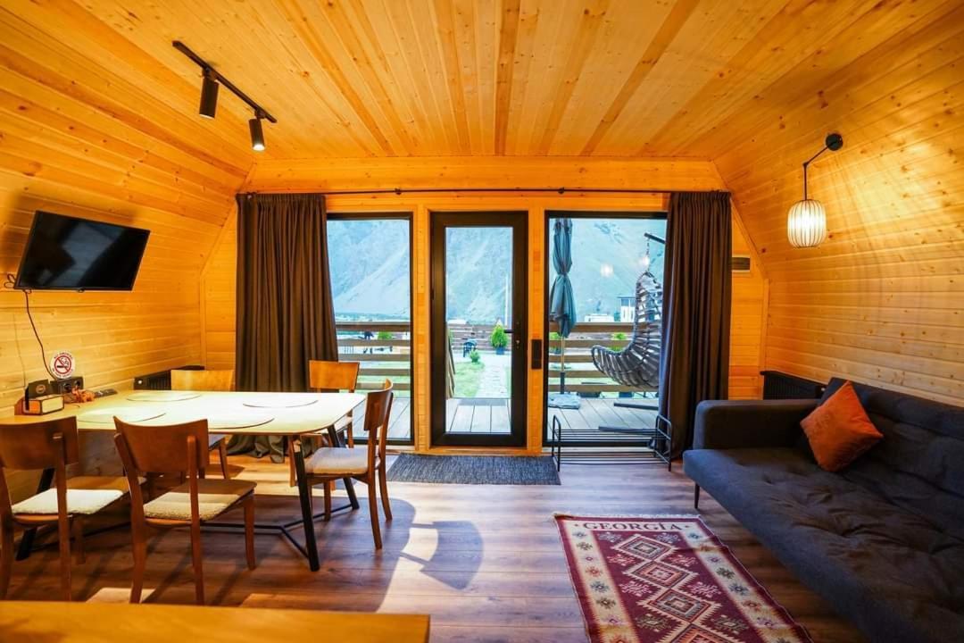 Kazbegi Spa Resort Cottages ภายนอก รูปภาพ