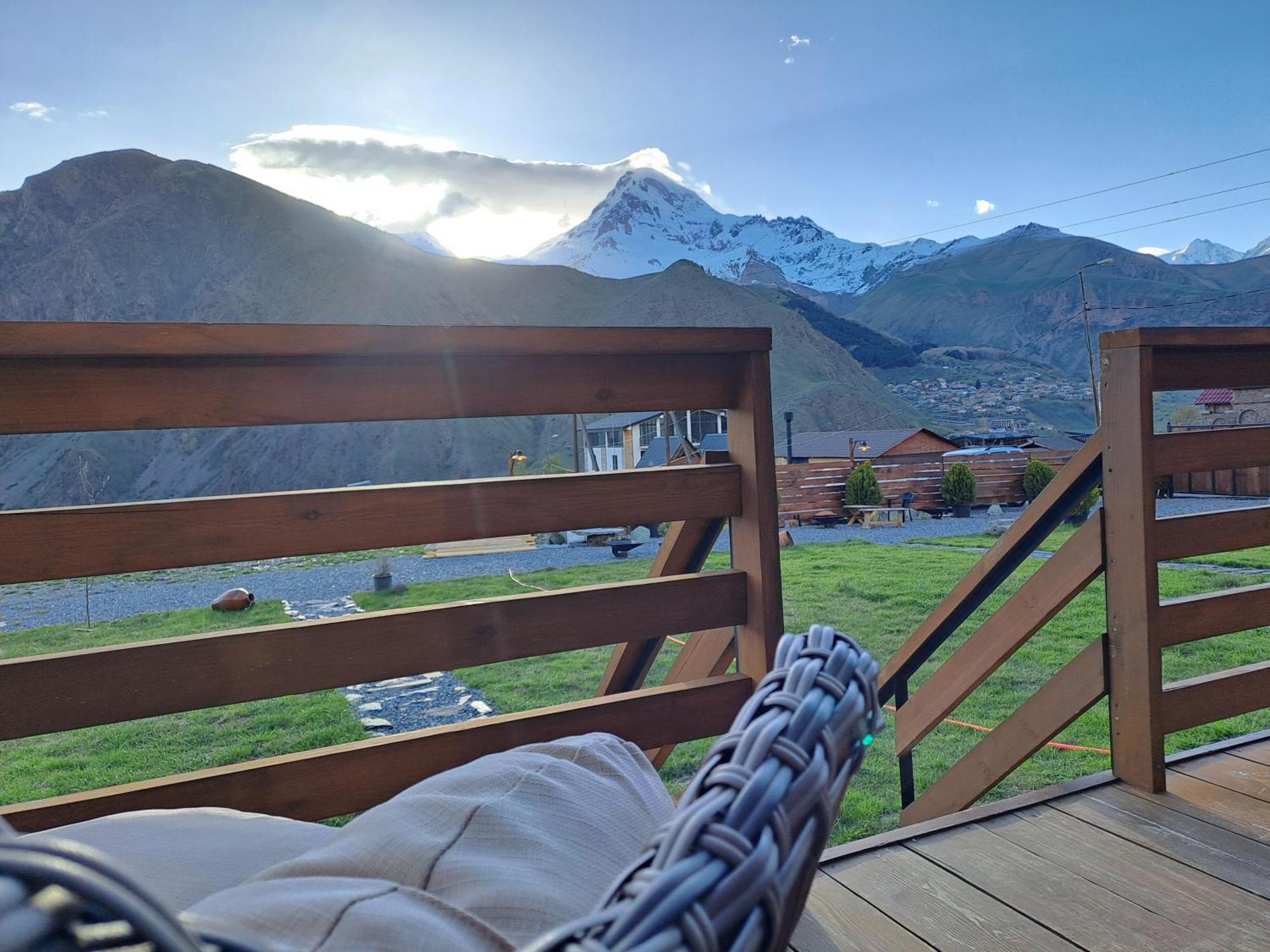 Kazbegi Spa Resort Cottages ภายนอก รูปภาพ